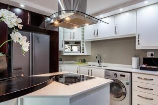 3 Bedroom Property for Sale in Waves Edge Western Cape